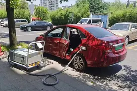新能源车慢充“改”快充？危险图片