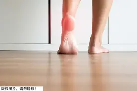 脚后跟痛别大意，很可能是这3种病在“惹事”！这些缓解方法，建议收藏图片