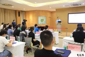 ​3935人报名！直击南京外国语学校“小升初”摇号，7月2日测评图片