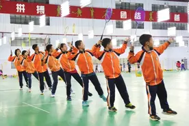 安化为什么这么多羽毛球冠军？图片
