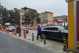 济南自动洗车市场如何？有人赞便宜方便，有人称“鸡肋”图片