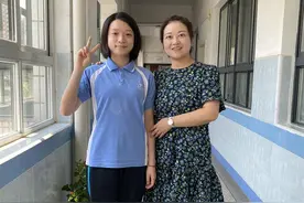 三年脚踏实地学习，她中考获高分保护图片