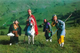 国民神剧《西游记》开机40年！何等魅力让它重播4000余次，又在跨媒介传播中焕发青春图片