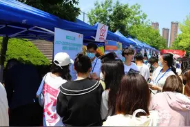 拒绝“躺平”！首批00后离开校园踏上社会，他们找工作有准备有规划图片