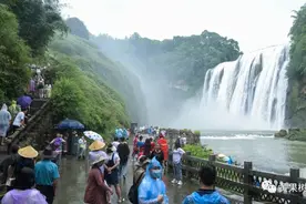 针对这些人群，黄果树景区继续免门票图片