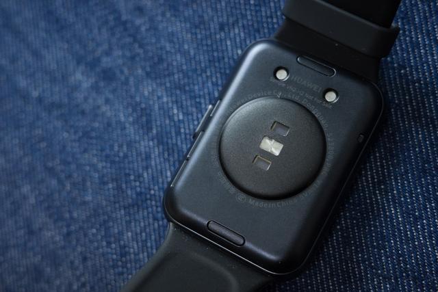 ʱ�������ת�³��˶�����ΪWATCH FIT 2���� | �Ѽ���