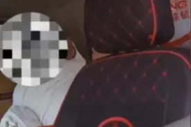 果然视频｜货车司机高速停车吹着小风扇打王者，看到交警还哈哈笑图片