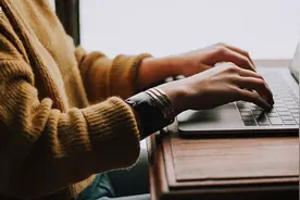 终于有人对烦人的验证码下手了图片