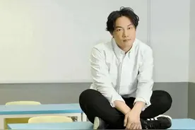 《孤勇者》成小学生暗号？陈奕迅旧视频上热搜，网友借机催发新歌图片