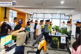 全国超三万名老人被骗！重庆警方成功捣毁一特大网络诈骗团伙图片