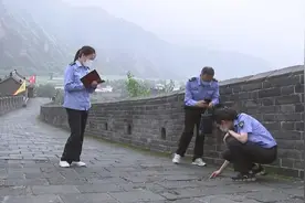 盘山中心：默默守护古城遗迹图片
