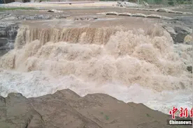 黄河壶口瀑布迎来汛期图片