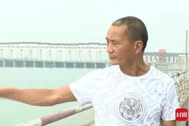 大叔跳入岷江救起两名落水女孩 女儿：这不是父亲第一次救人图片
