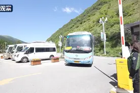 @游客朋友 黄龙-九寨景区直通旅游专线车今日首发图片