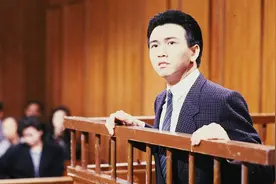 温兆伦聊经典角色丨现在让我演丁有康，能演得更“坏”图片