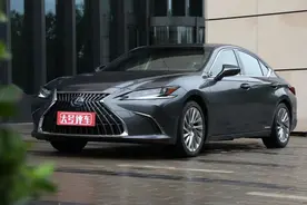1000万内最好的家用轿车？雷克萨斯ES300h给你答案图片