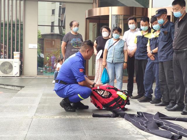 ̬ǺͷЯԮӿչּ־