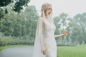 Angelababy梦幻精灵写真 拍摄地竟是养猪场？图片
