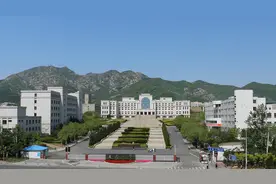 走近辽宁高校：大连大学图片