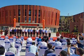 郑州国师实验高中今天落成 荥阳增加400个普高计划图片