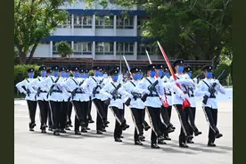 港媒：香港警察学院结业会操转用中式步操，李家超出席检阅图片