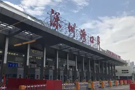 深圳湾口岸离境人流增加，香港将推出网上预约核酸检测安排图片