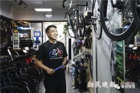 一车难求骑行热，听这位自行车店家讲述背后的故事图片