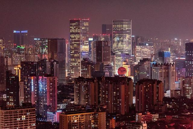 成都房价连续5个月上涨，但“买房不是我必须的选项”