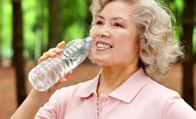 优质蛋白质食物排名榜前9名，牛肉排第7，榜首或是餐桌上的常客