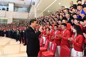 “你虽然没有拿牌，但是含金量绝不次于一块金牌”图片