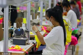韩媒：看不见的外籍劳工汗水与生活图片