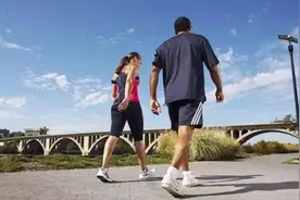 半月板二度损伤怎么处理？需要开刀吗？医生这么说→图片