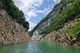 郑渝高铁助力长江三峡游复苏图片