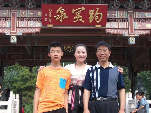 长大后我就成了你：英烈子女追随父辈脚步，穿上军装保家卫国