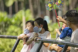 广州两地暂停参团游，暑期还能带娃出游吗？图片