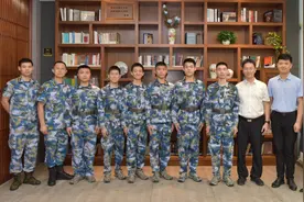 华附首届海航班毕业啦！6位学生继续冲击海天梦想图片