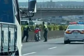 台媒：女子在台湾高速公路骑摩托狂飙44公里，“4警车也追不到”图片
