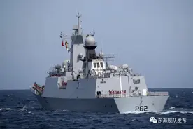 巴基斯坦海军与中国合作建造的第二艘054A/P型护卫舰正式加入舰队图片