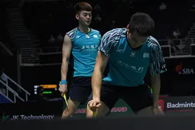 （体育）羽毛球——新加坡公开赛：何济霆/周昊东晋级八强图片