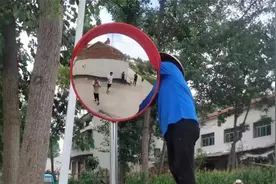 宜城王集镇农村路口装上“凸透镜”图片