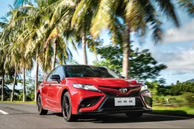 试驾凯美瑞：家轿开起来也可以很运动图片