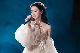 她为什么是“香港最后的少女”图片