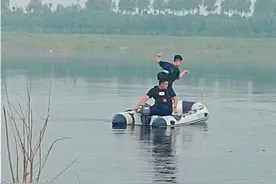 一男子钓鱼时不幸掉入大沽河图片