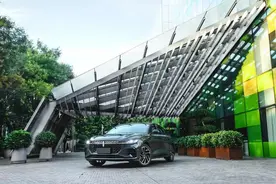 传递年轻化、科技化价值，全新林肯Z加入豪华轿车战局图片