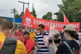 妈妈疑似36年前从四川被拐到山西 四姐弟在志愿者帮助下，帮妈妈实现“寻子心愿”图片