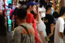 新闻8点见丨北京陆续发放1亿元餐饮消费券，收好这份抢券攻略图片