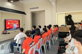 高校青年走近云霄“非遗”品味潮剧里的畲族文化图片