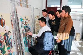 瞭望 | 他用画笔绘出文化致富路图片