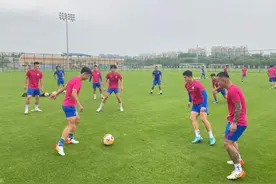申花结束假期康桥基地重新集结，吴曦等7人缺席图片