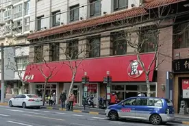 福州路上的肯德基关门了！网友不舍：“上海小囡谁没在里面抄过作业”图片